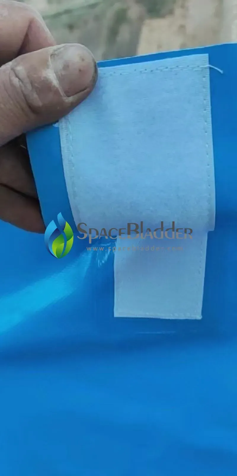 2.8M * 1.2m Plastic Tube Aquaponics Tank - customer case image 3