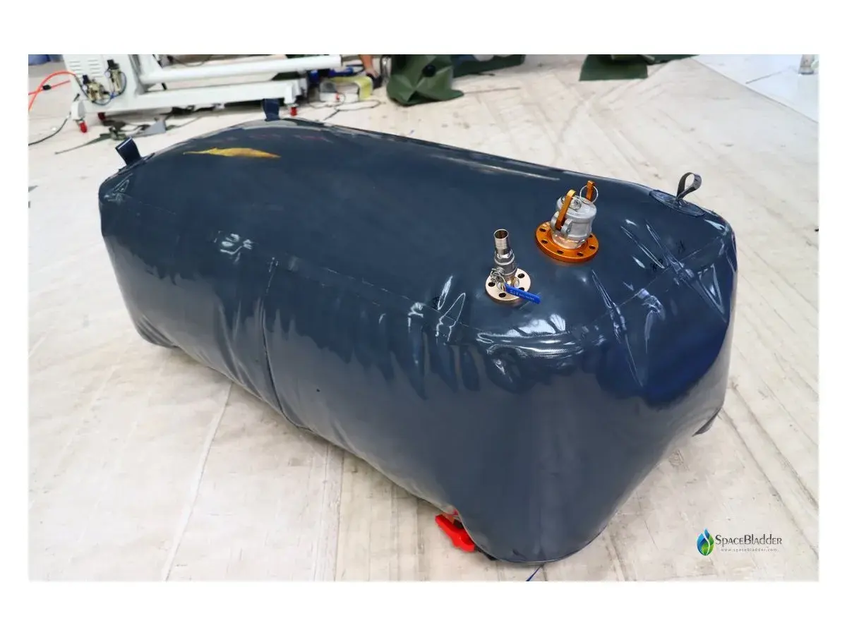 Custom Flexible Fuel Bladder Tank for Diesel and Oil Storage - Fuel Bladders product photo 1